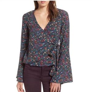 Chloe & Katie Dainty Floral Bell Sleeve Faux Wrap Top. Small. NWOT